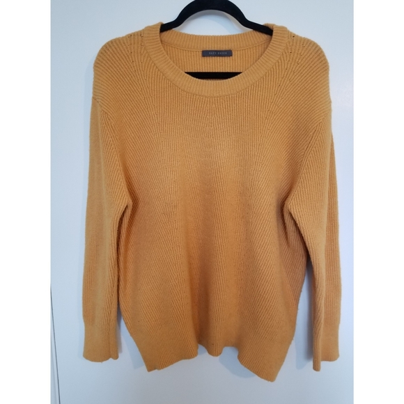 Suzy Shier Sweaters - Suzy Shier Knit Sweater in XL